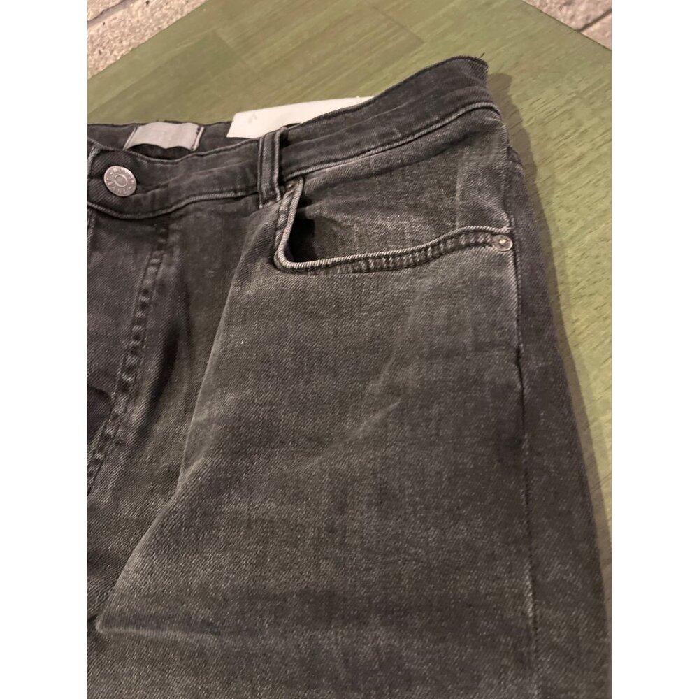 Boyish High-Rise Straight-Leg Distressed Black Denim Jeans W/ Frayed Hem For Wom - Picture 6 of 7